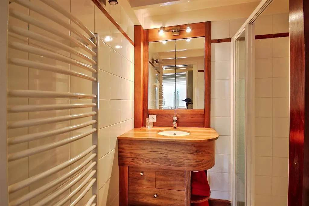 Alfred De Vigny Apartamento *